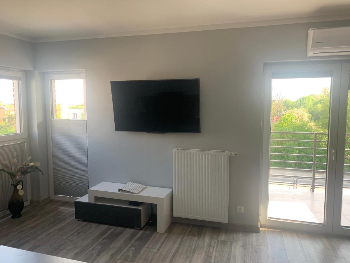 Klimatyzowany Apartament Z Miejscem Garazowym 乔左维尔考普尔斯基 外观 照片