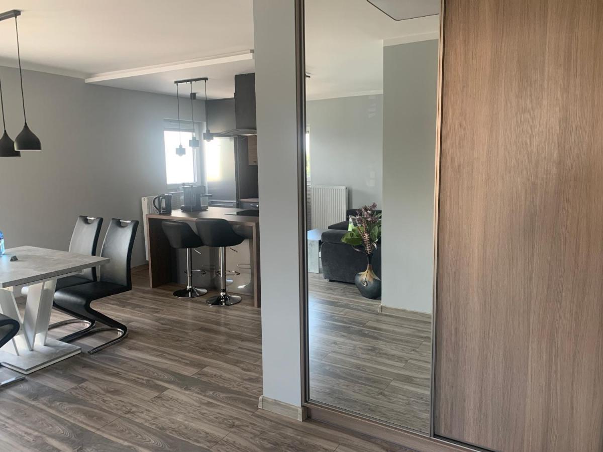 Klimatyzowany Apartament Z Miejscem Garazowym 乔左维尔考普尔斯基 外观 照片