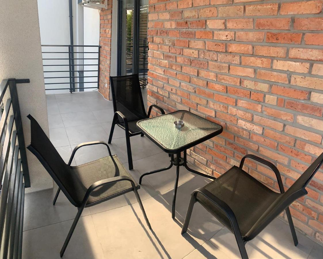 Klimatyzowany Apartament Z Miejscem Garazowym 乔左维尔考普尔斯基 外观 照片