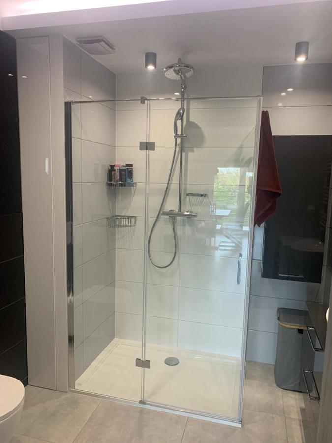Klimatyzowany Apartament Z Miejscem Garazowym 乔左维尔考普尔斯基 外观 照片